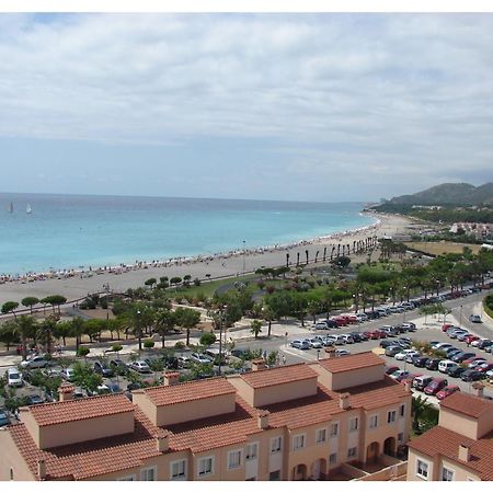 Apartamento Con Terraza, Vistas Playa Y Montana هوسبيتاليت دي لانفنت المظهر الخارجي الصورة