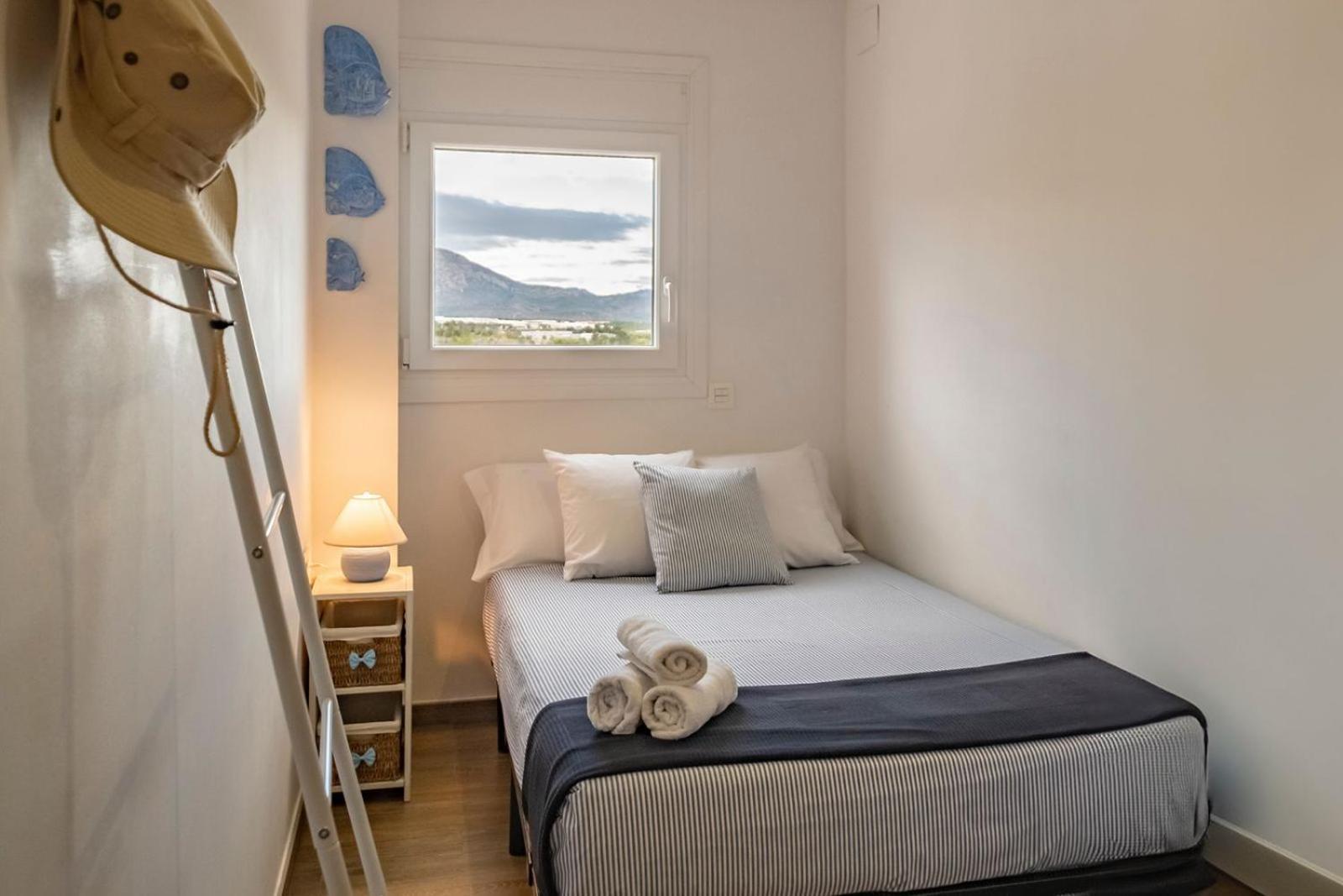 Apartamento Con Terraza, Vistas Playa Y Montana هوسبيتاليت دي لانفنت المظهر الخارجي الصورة